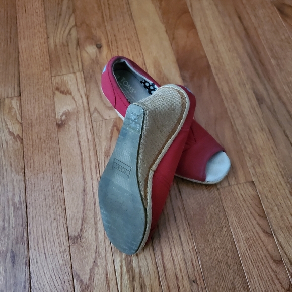 Toms Red Michelle Wedge Open Toe Sandal - Picture 9 of 10